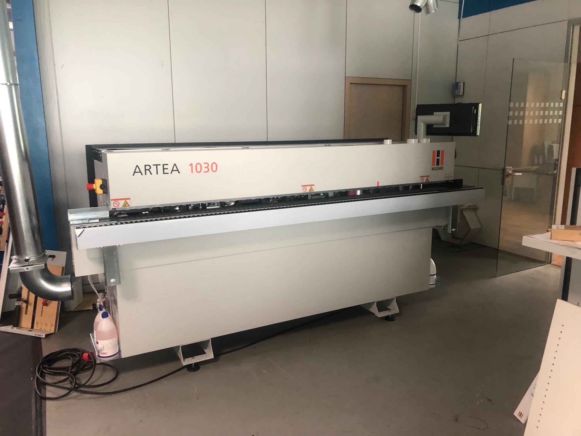 Artea 1030