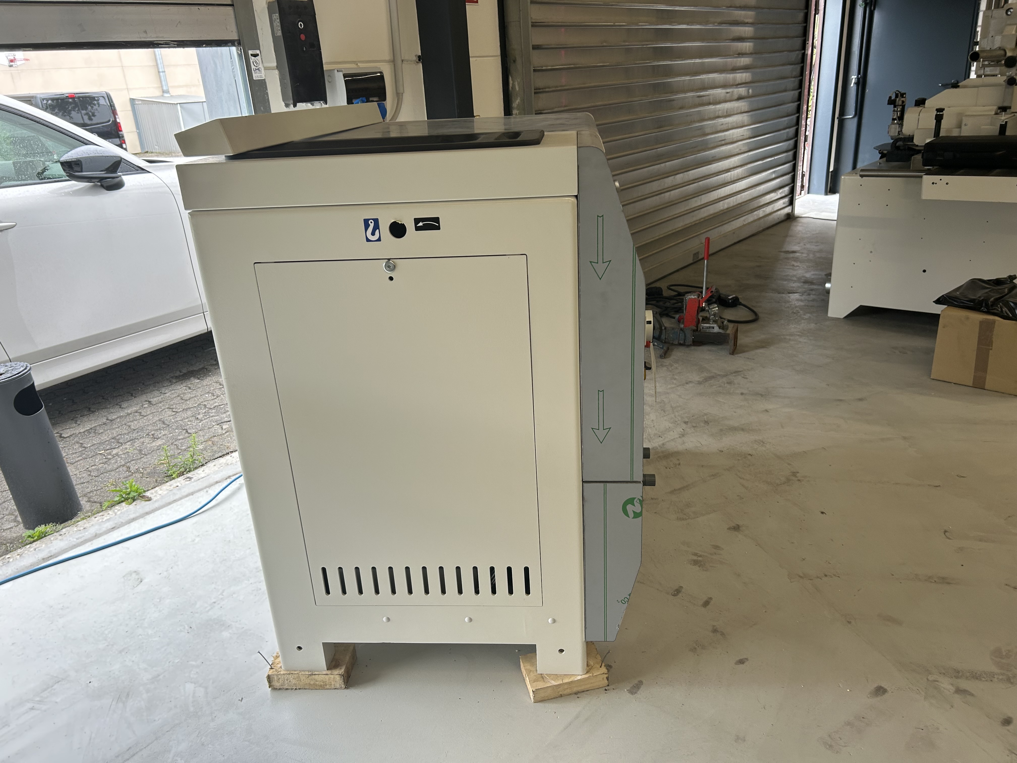 SCM L'invincibile S 7