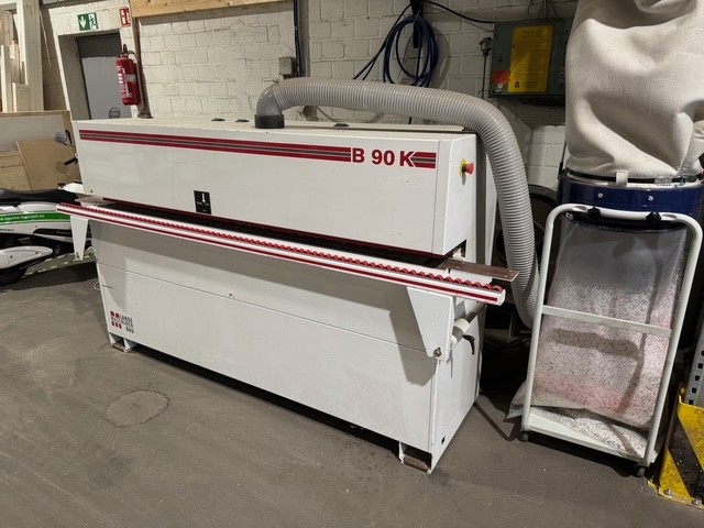 B 90 K