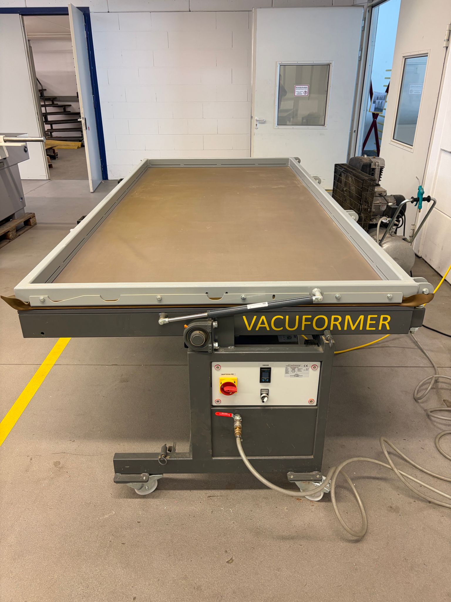 Lechenauer Vacuformer Fold