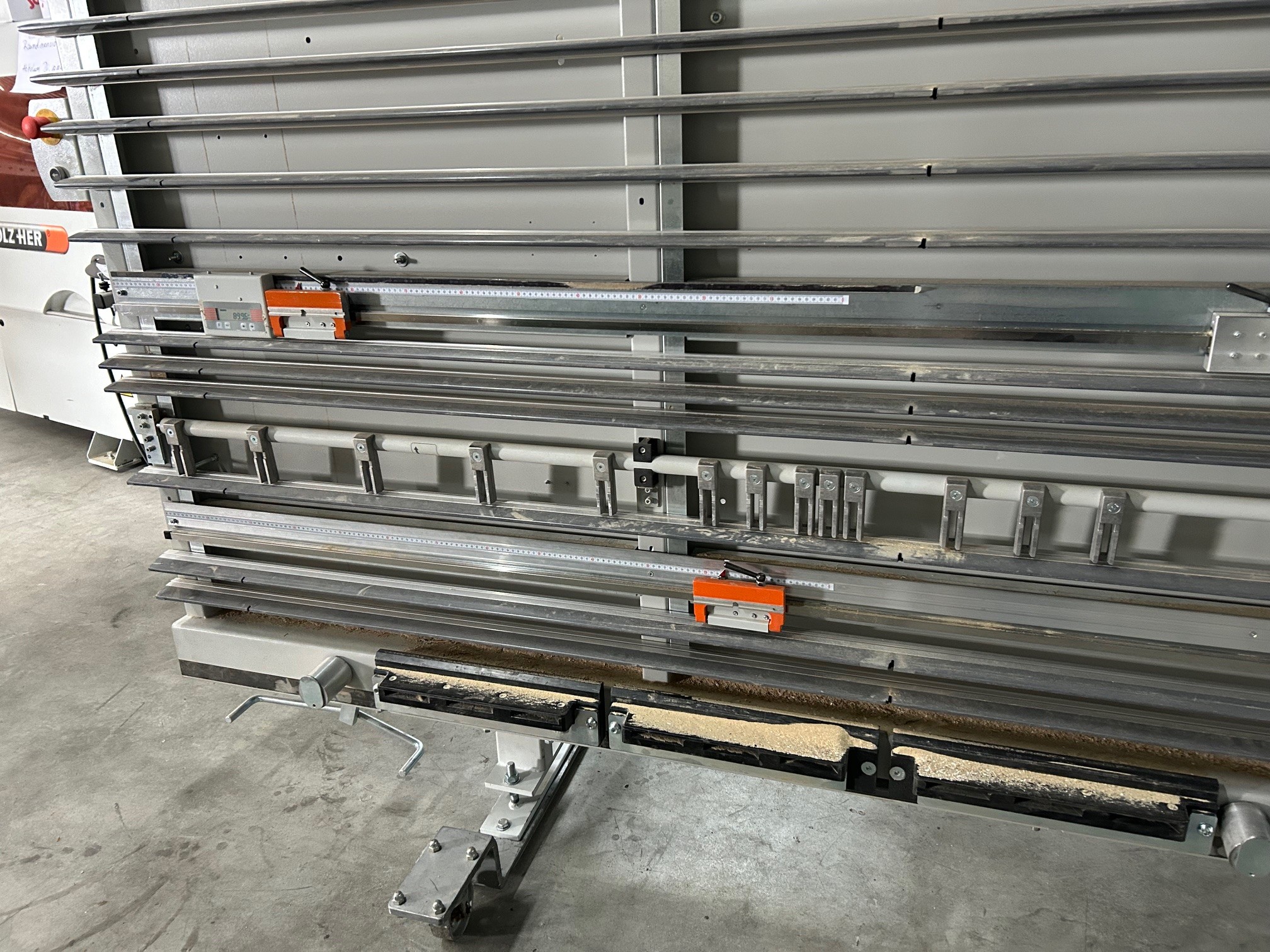 Holz Her Sector 1260 automatic