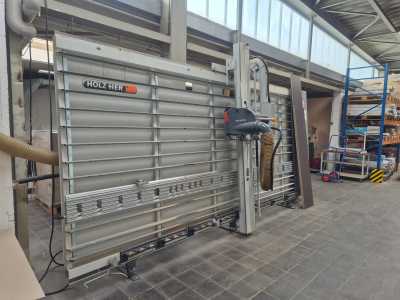 Stehende Plattensäge